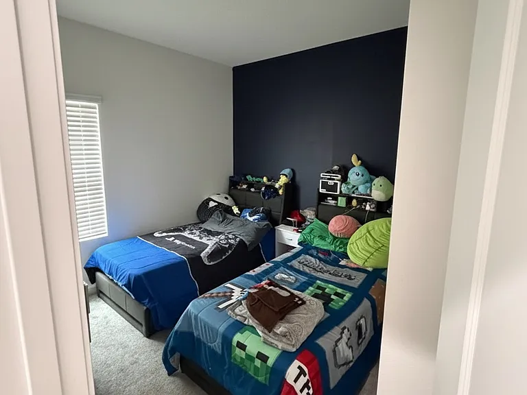 813 Landmark Hills Dr — Photo 5