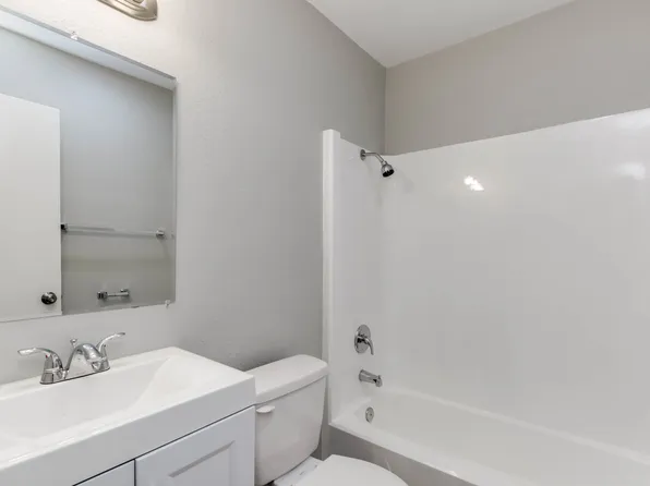 913 Chisholm Cv #913, Round Rock, TX 78681