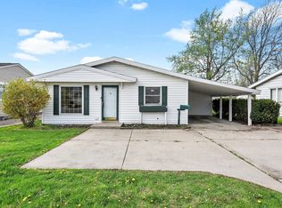 2522 Edison Rd, South Bend, IN 46615