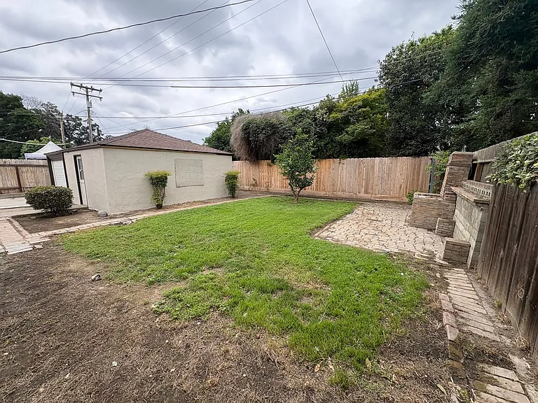 309 W Noble Ave — Photo 34