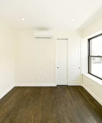 Rented by Avenues Real Estate | media 19