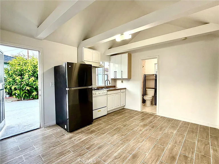 1012 S Almansor St #B — Photo 5