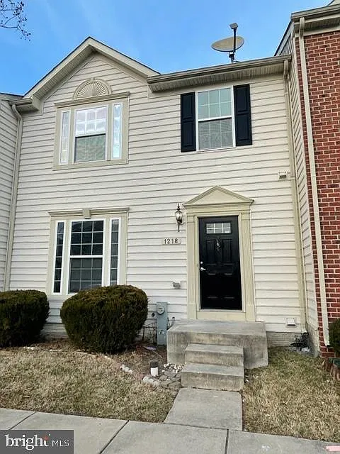 1218 Graycliff Ln