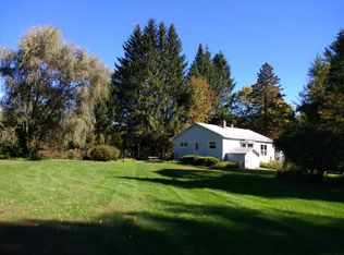 90 Ernst Rd, Gansevoort, NY 12831