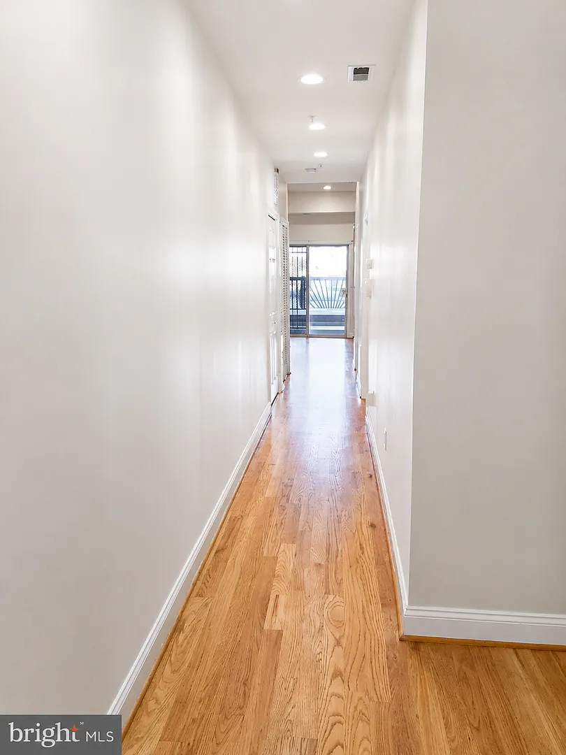 405 P St NW — Photo 1