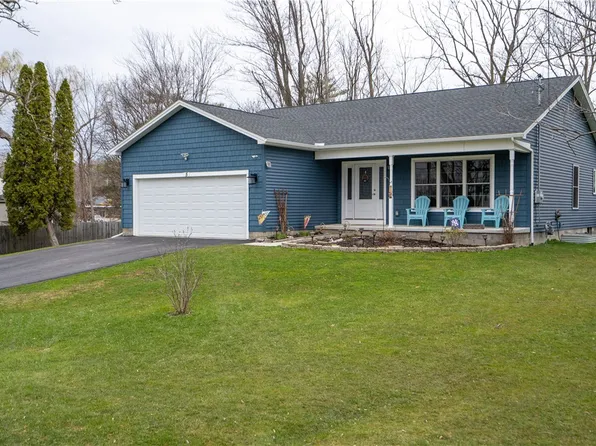 5 West Ave, Livonia, NY 14487