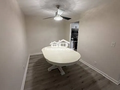 5607 Green Circle Dr #200 — Photo 8