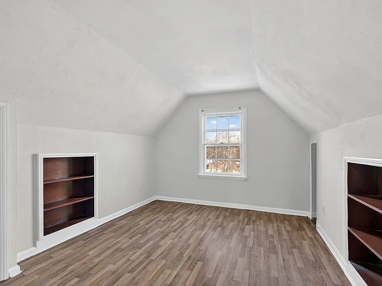 6713 Kenwood Dr — Photo 15