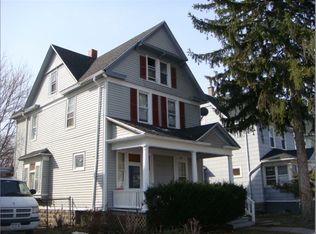 95 Rosewood Ter, Rochester, NY 14609