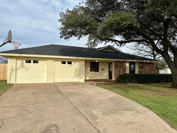 4421 Hughes Dr