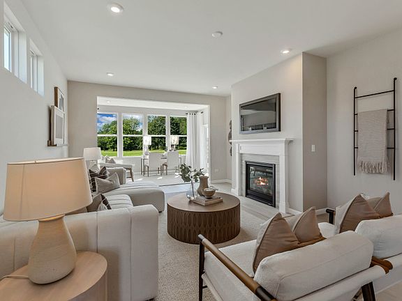 Open Concept Design, Perfect for Entertaining