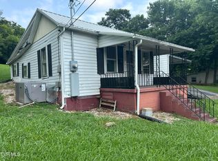 1123 E 4th North St, Morristown, TN 37814