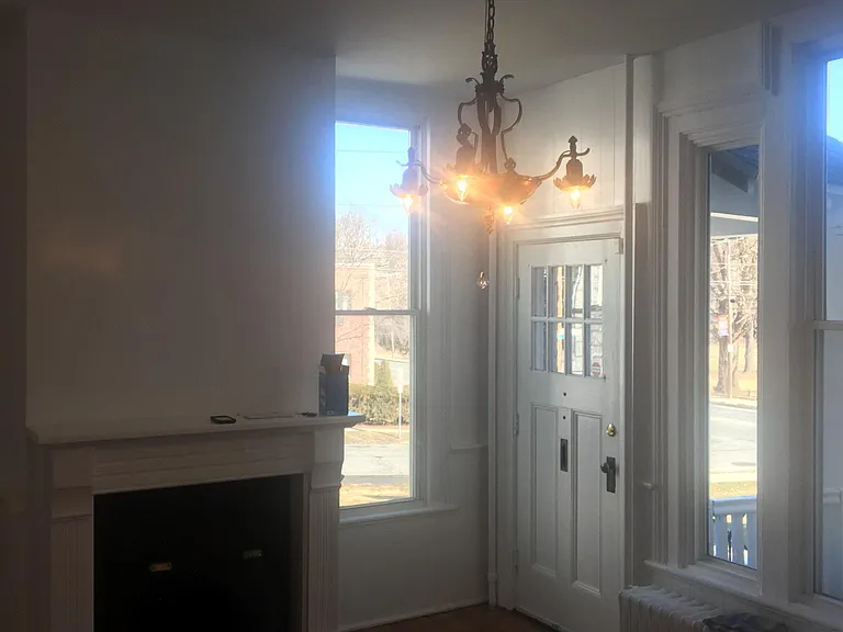 46 Pawling Ave — Photo 11