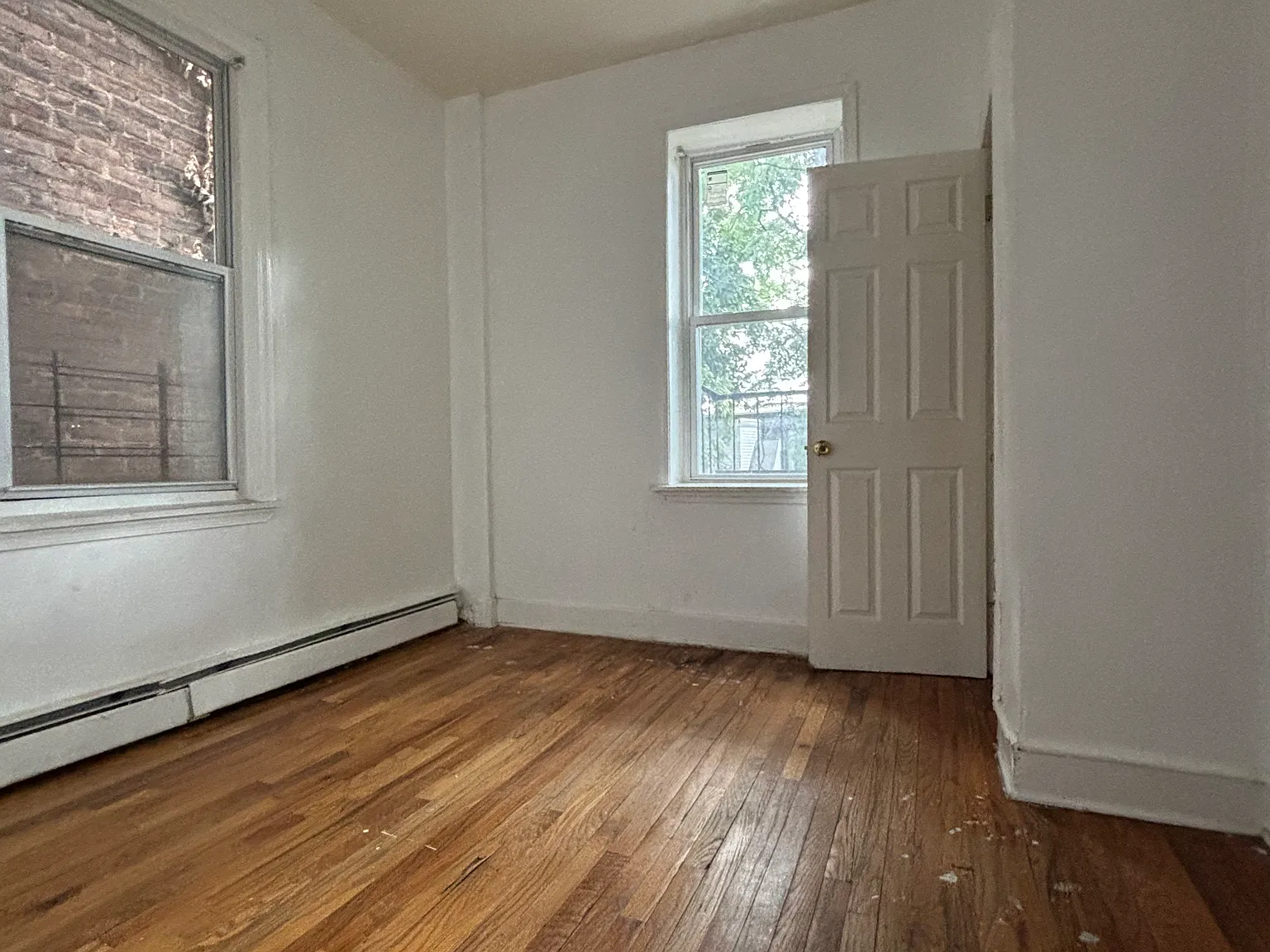 2 bed, 850 sqft, $1,895 — Photo 3