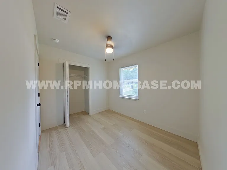 506 Forrest Ct — Photo 10