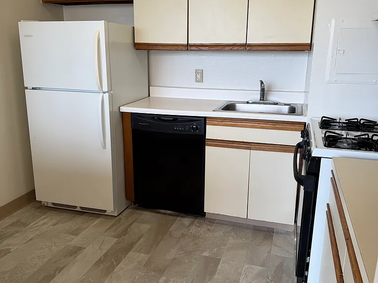 1030 E Lancaster Ave #910 — Photo 12