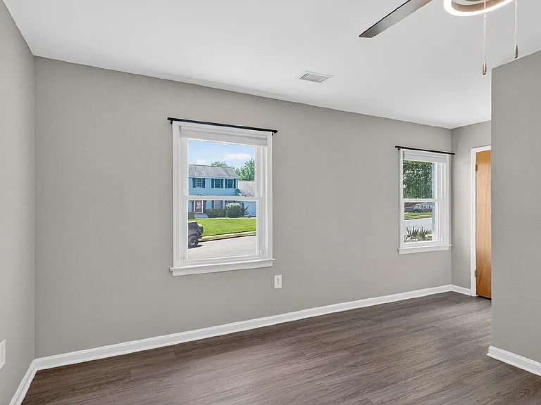 21228 McFadden Sq #314 — Photo 7