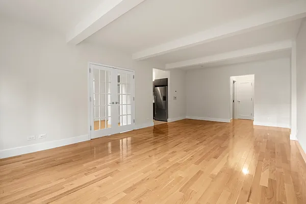 Rented by Stonehenge NYC LLC | media 2