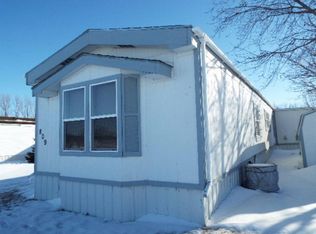 809 Meadow Ln, Harvey, ND 58341