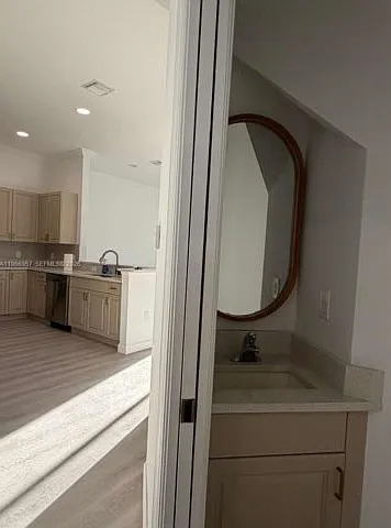 2704 Treasure Cove Cir — Photo 6