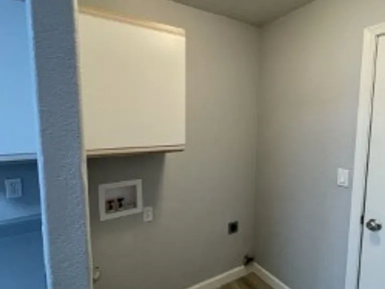 3164 Leawood Dr — Photo 22