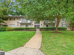 7728 Donnybrook Ct APT 202, Annandale, VA 22003