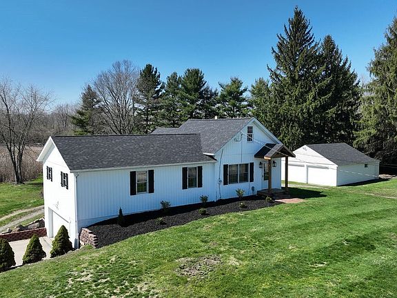 2nd image of 3487 Mogadore Rd