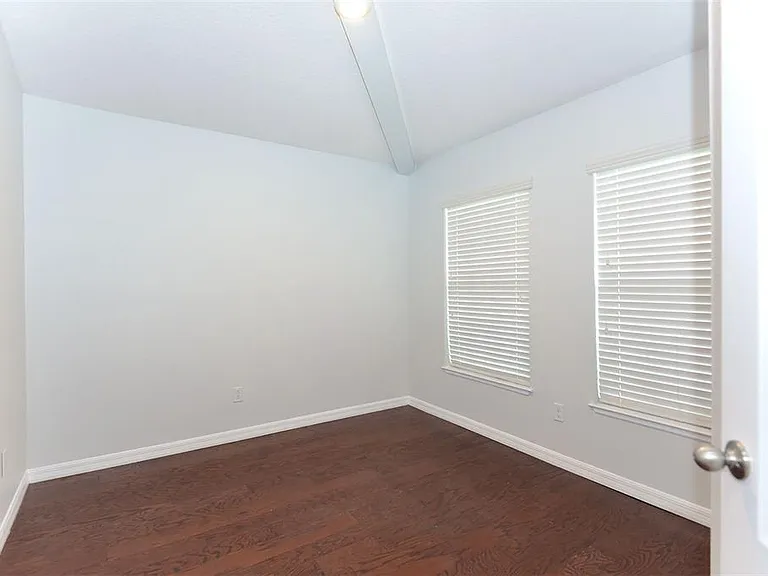 3736 Briar Run Dr — Photo 9
