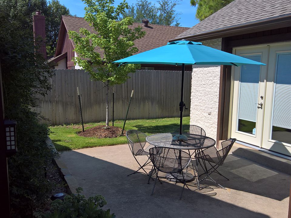 2nd image of 3816 Cobble Cir