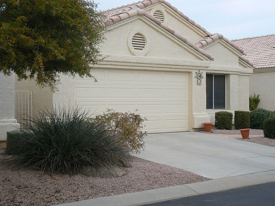 Front View - Great curb appeal!