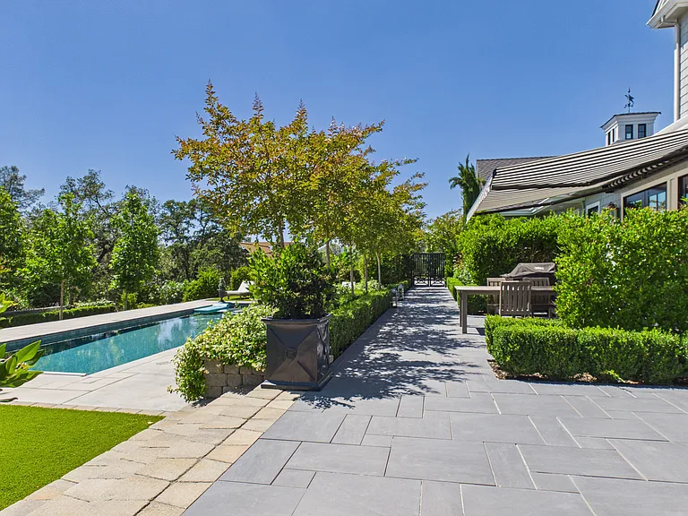 7206 Dry Creek Rd — Photo 37