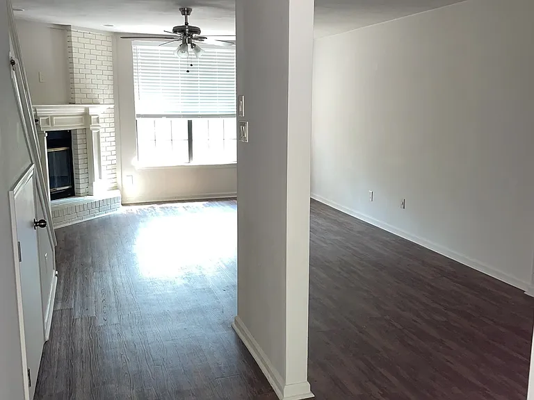 7800 N Hills Blvd #102 — Photo 3