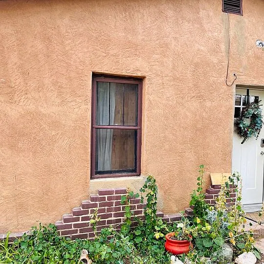 1745 Avenida Los Griegos NW