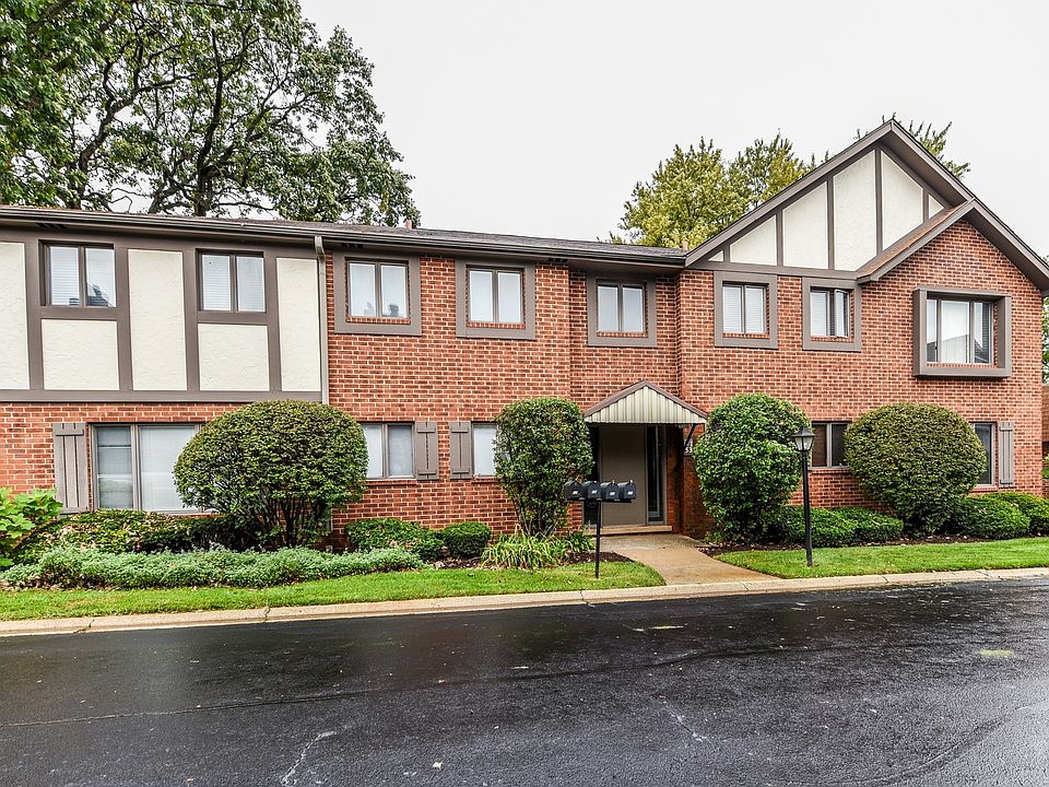 1st image of 51 Parliament Dr E #51