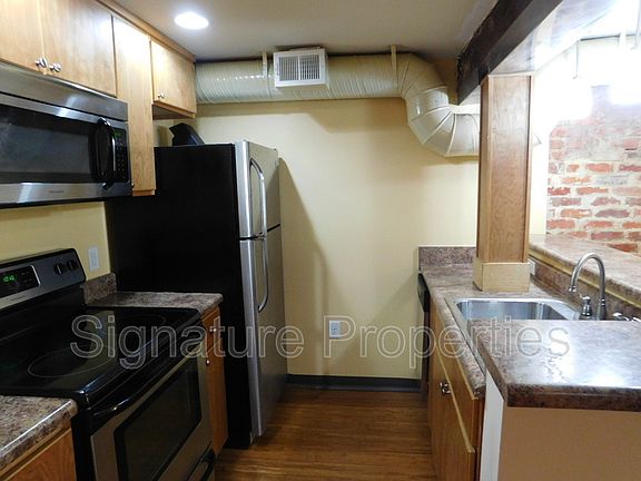 2nd image of 714 High St APT I