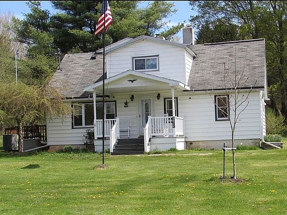 3rd image of 1153 S Ketchumville Rd
