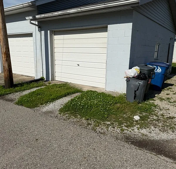 708 Montgomery St — Photo 3