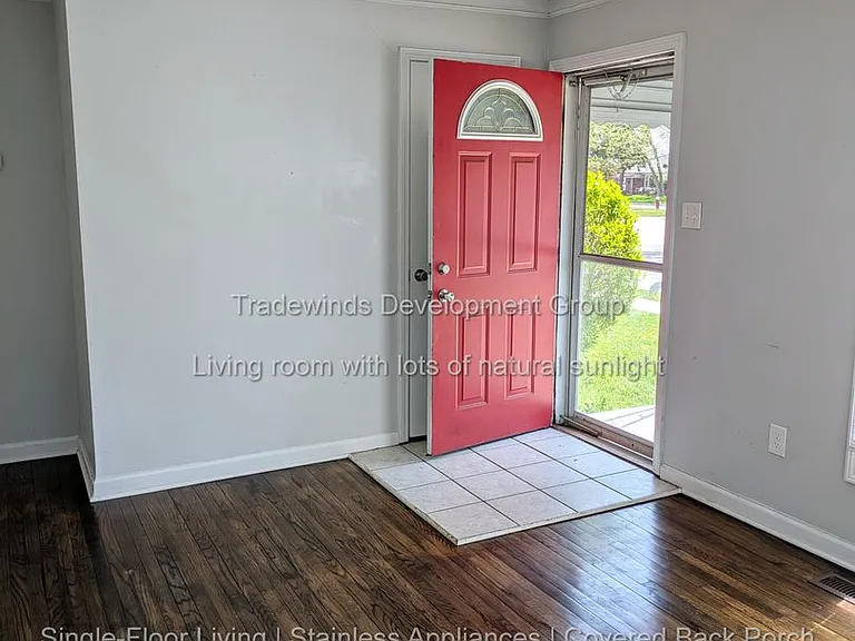 11331 Continental Ave — Photo 3