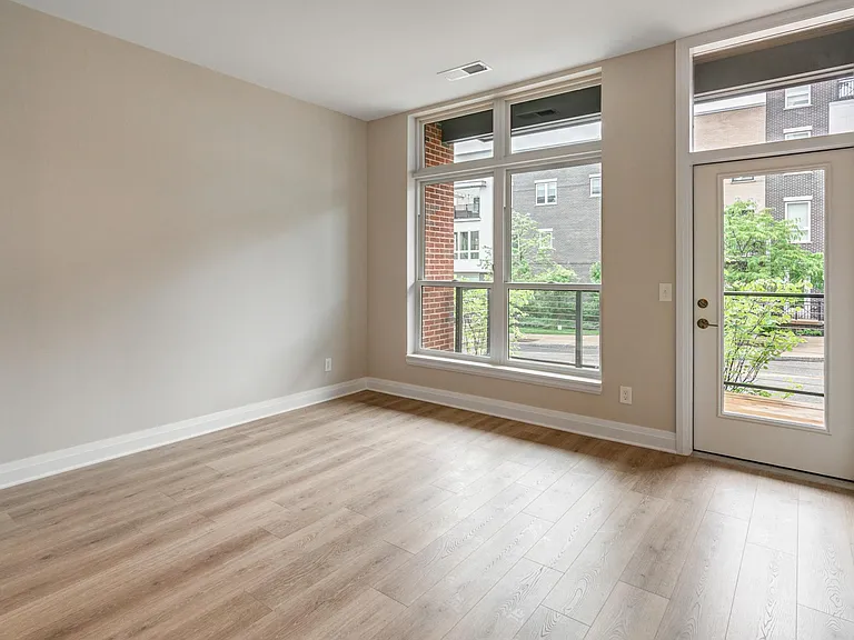 6633 Dale Dr #214 — Photo 17