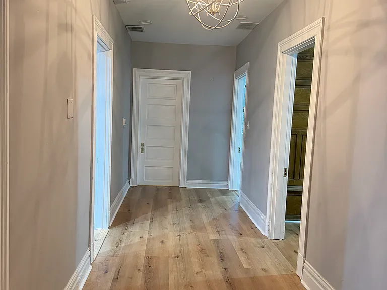 150 Stratford Ave #B — Photo 5