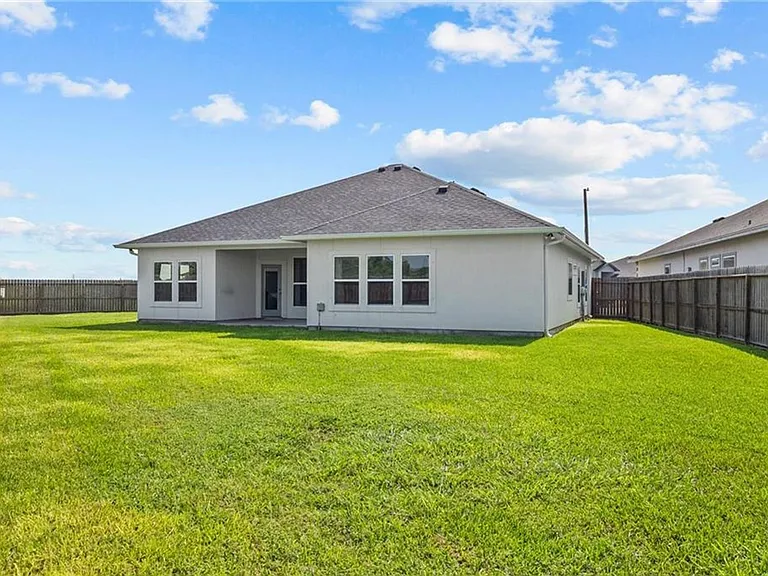 6730 Keyan Dr — Photo 3
