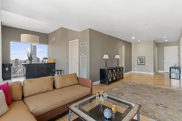 Sold by Corcoran | media 10