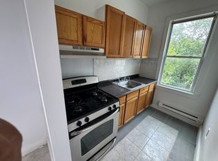 475 Clinton Ave FLOOR 3, Newark, NJ 07108