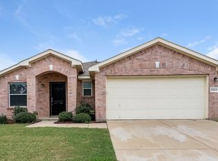 8024 Sartain Dr, Fort Worth, TX 76120