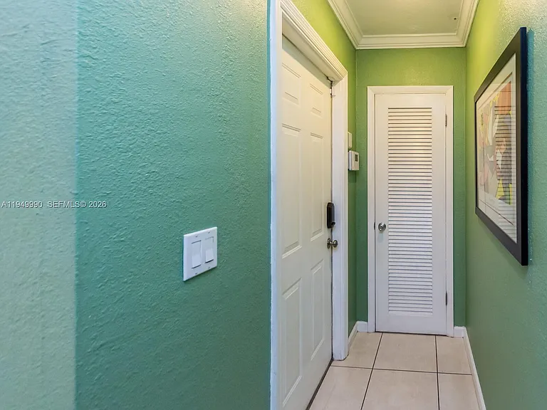 5524 Garfield St — Photo 6