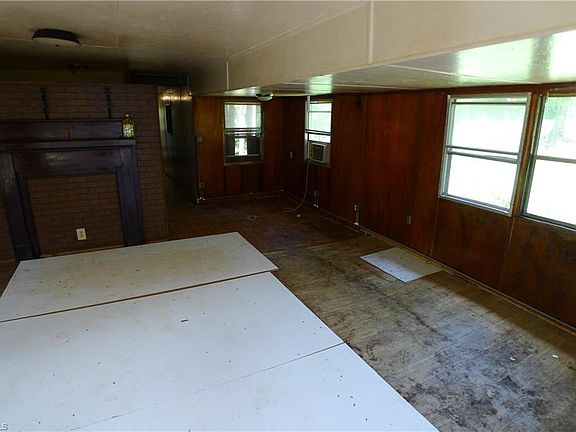 4th image of 162 Oak Tree Dr