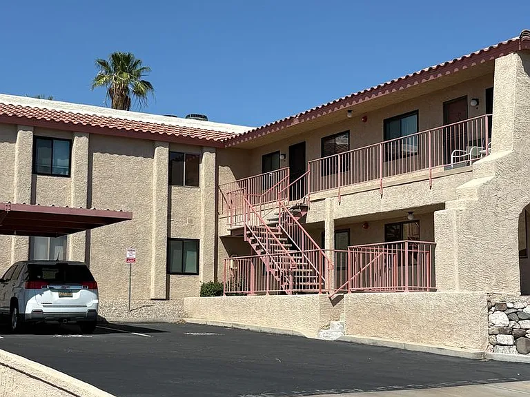 1957 Mesquite Ave #27 — Photo 22