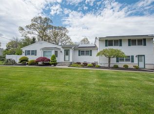 24 College Rd, Selden, NY 11784