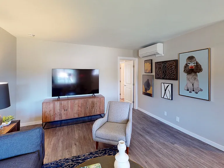 Vercanta Newport Beach | Newport Beach, CA | Living Room