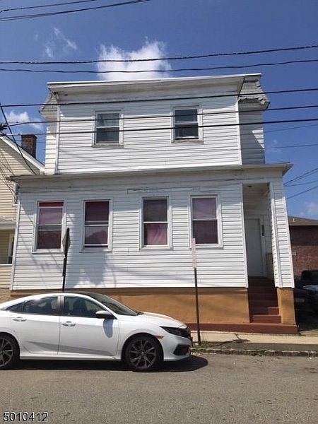 1st image of 107 Ashland Ave